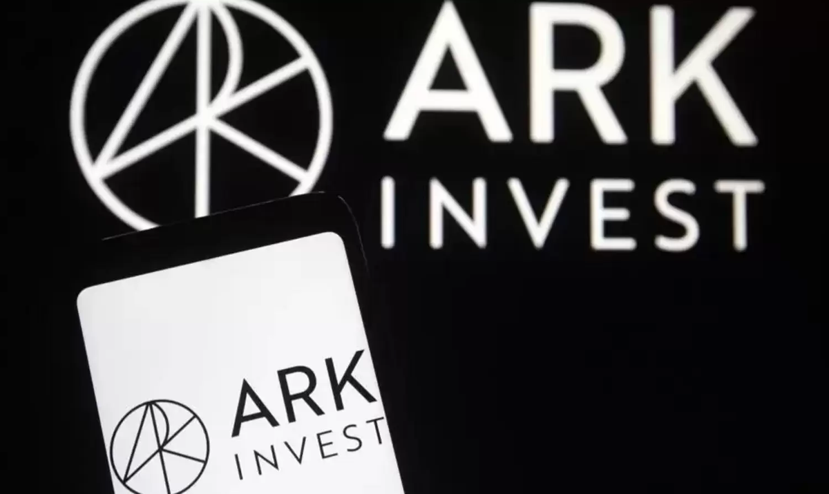 Grayscale sees net outflows of BTC on day 8, while Ark Investments bought $14.5 million worth of the Spot BTC ETF