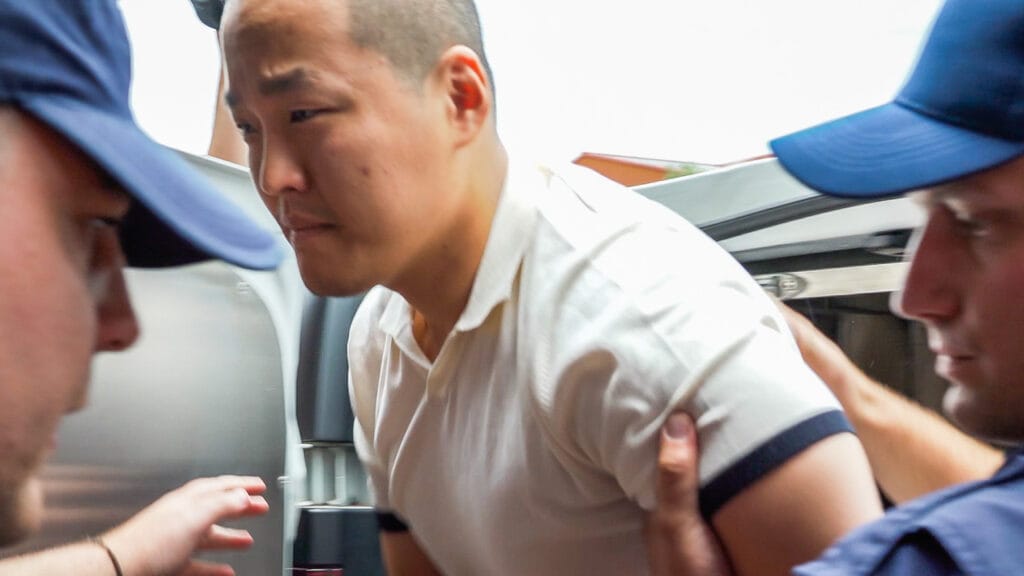Do-hyung Kwon (D0-Kwon), the mastermind behind the Tera-Luna scandal, will finally be extradited to the United States.