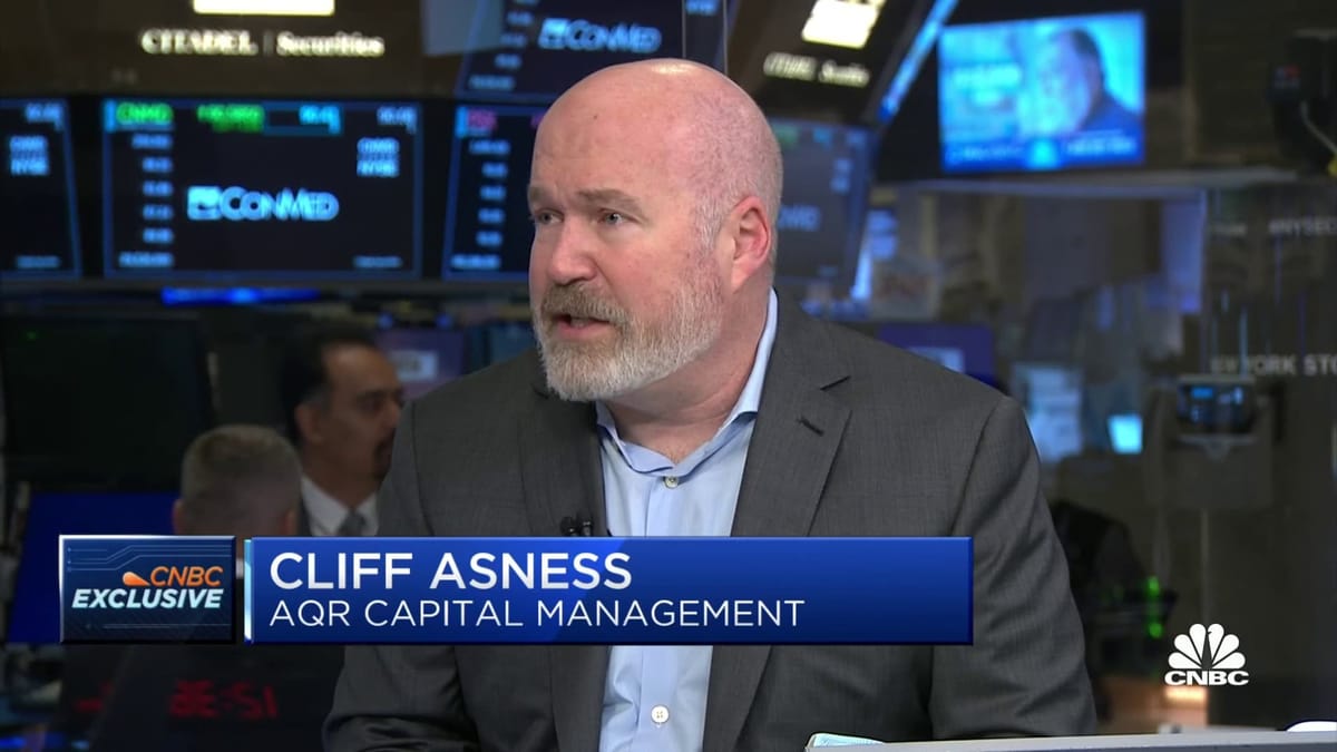 Mega hedge fund AQR Capital "is making a small indirect investment in bitcoin in an affiliated fund".